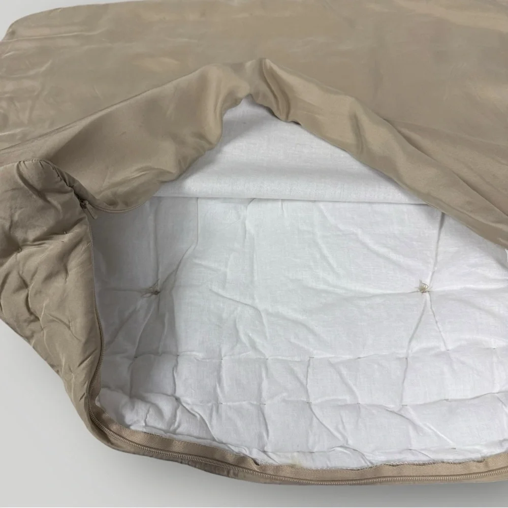 Pottery Barn Quilted Tufted 100% Silk Standart Shams‎ Set Of 2 Beige Tan
